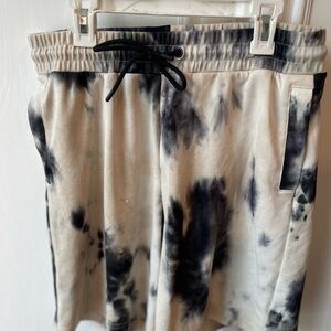 H and M shorts Mens tye dye